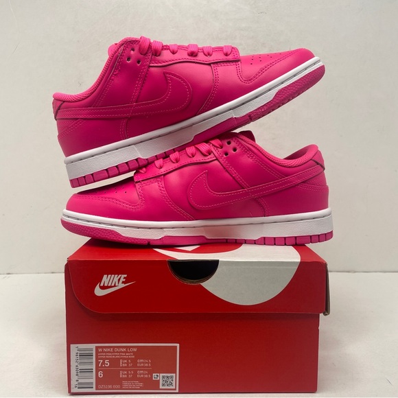 Nike Dunk Low WMNS “Hyper Pink” 2022 - Picture 3 of 4